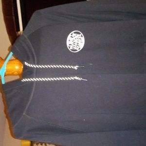Men's Bass pro shop hoodie extra large like new no rips tears or holes